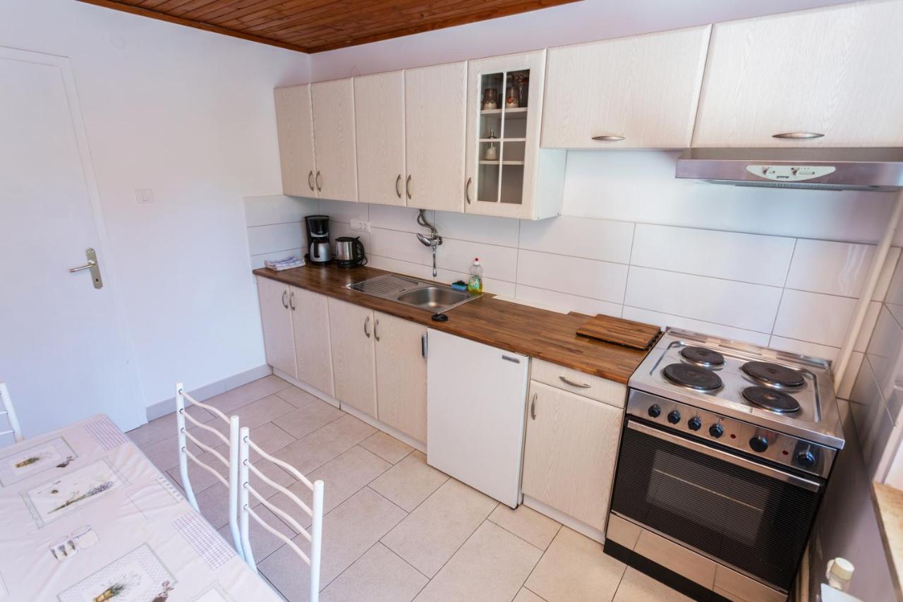 Lussino Accommodation Mali Lošinj Esterno foto