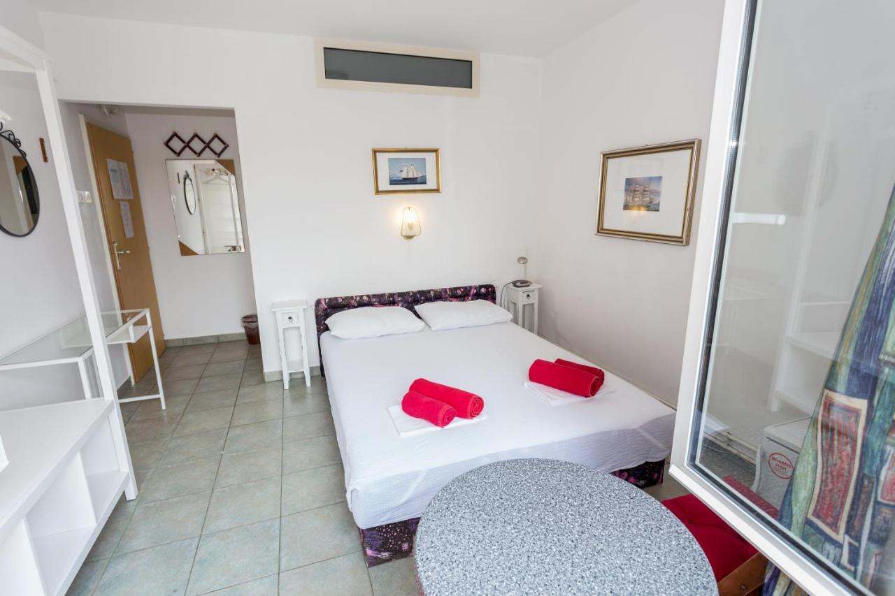 Lussino Accommodation Mali Lošinj Esterno foto